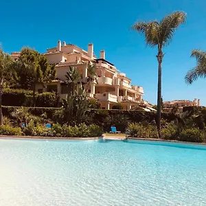 Capanes Del Golf Benahavis
